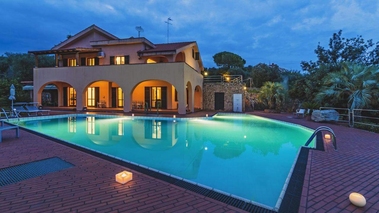 Villa Elda 6, Emma Villas Loano Exterior photo
