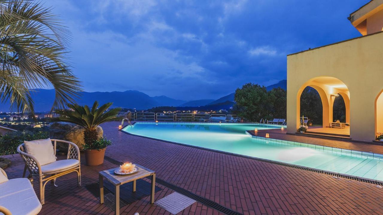 Villa Elda 6, Emma Villas Loano Exterior photo